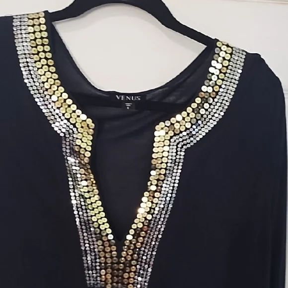 blue dress with gold stars Zapaka Women Sparkly Black and Golden Spaghetti Straps Sequins Fringed 1920s Dress with Accessories Set, BlackGolden / S main image 1